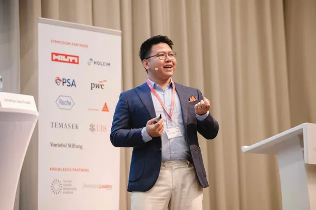 A Diaflow talk on a conference stage